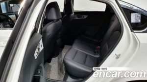 Kia K3 2020 года из Южной Кореи