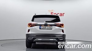 Kia Seltos Бензин 1.6 Turbo 2WD 2022 года из Южной Кореи