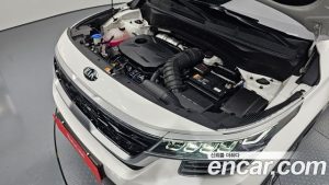Kia Seltos Бензин 1.6 Turbo 2WD 2022 года из Южной Кореи