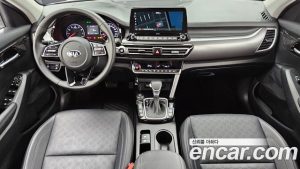 Kia Seltos Бензин 1.6 Turbo 2WD 2022 года из Южной Кореи