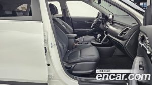Kia Seltos Бензин 1.6 Turbo 2WD 2022 года из Южной Кореи