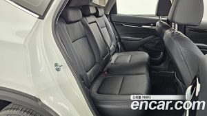 Kia Seltos Бензин 1.6 Turbo 2WD 2022 года из Южной Кореи