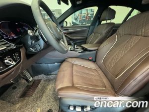 BMW 5-Series 520d M Sport Plus 2020 года из Южной Кореи