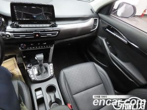 Kia Seltos Бензин 1.6 Turbo 2WD 2020 года из Южной Кореи