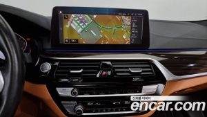 BMW 5-Series 520i M Sport 2021 года из Южной Кореи