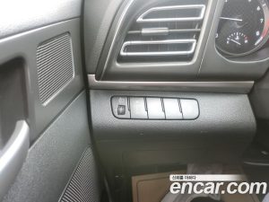 Hyundai AVANTE 1.6 2020 года из Южной Кореи