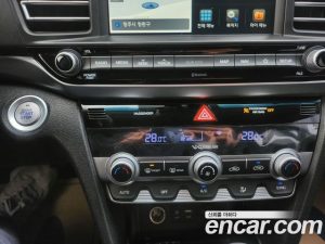 Hyundai AVANTE 1.6 2020 года из Южной Кореи