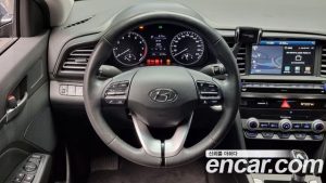 Hyundai AVANTE 1.6 2020 года из Южной Кореи