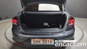 Hyundai AVANTE 1.6 2020 года из Южной Кореи