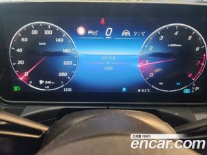 Mercedes-Benz C-Class C300 4MATIC AMG Line 2023 года из Южной Кореи