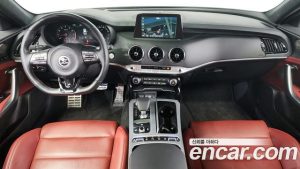 Kia Stinger 3.3 Turbo AWD 2020 года из Южной Кореи