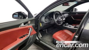 Kia Stinger 3.3 Turbo AWD 2020 года из Южной Кореи