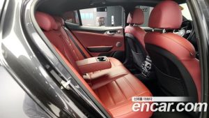 Kia Stinger 3.3 Turbo AWD 2020 года из Южной Кореи