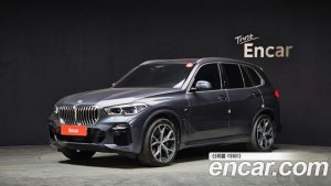 BMW X5 xDrive 45e M Sport 2020 года из Южной Кореи