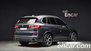 BMW X5 xDrive 45e M Sport 2020 года из Южной Кореи