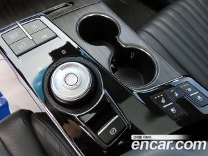 Kia K8 2.5 Бензин 2WD 2022 года из Южной Кореи