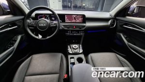 Kia Seltos Бензин 1.6 Turbo 2WD 2023 года из Южной Кореи