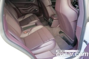 Porsche Taycan 4S 2021 года из Южной Кореи