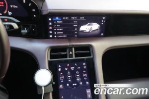 Porsche Taycan 4S 2021 года из Южной Кореи