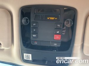 Kia Carnival Бензин 9-Seater Noblesse 2023 года из Южной Кореи