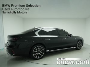 BMW i7 xDrive 60 M Sport 2023 года из Южной Кореи