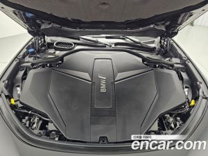 BMW i7 xDrive 60 M Sport 2023 года из Южной Кореи