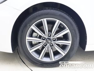 Kia K5 2.0 2020 года из Южной Кореи