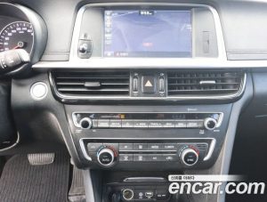 Kia K5 2.0 2020 года из Южной Кореи