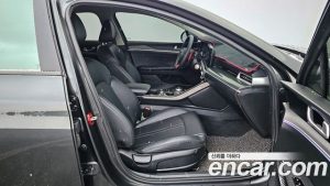 Kia K5 2.0 2020 года из Южной Кореи