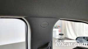 Kia Niro 1.6 HEV 2021 года из Южной Кореи
