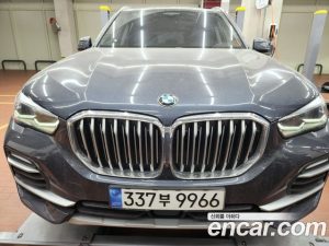 BMW X5 xDrive 40i xLine 2021 года из Южной Кореи