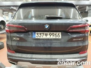 BMW X5 xDrive 40i xLine 2021 года из Южной Кореи