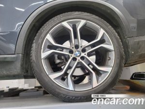BMW X5 xDrive 40i xLine 2021 года из Южной Кореи