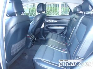 Genesis GV70 2.5T Бензин 2WD 2023 года из Южной Кореи