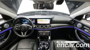 Mercedes-Benz E-Class E300 Avantgarde 2020 года из Южной Кореи