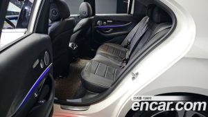 Mercedes-Benz E-Class E300 Avantgarde 2020 года из Южной Кореи