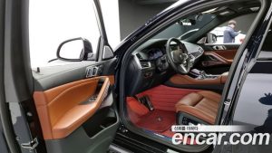 BMW X6 M50i 2023 года из Южной Кореи