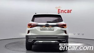 Kia Seltos Бензин 1.6 Turbo 2WD 2021 года из Южной Кореи