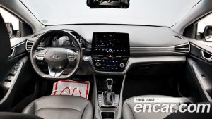 Hyundai Ioniq 1.6 HEV 2020 года из Южной Кореи