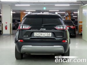 Jeep Cherokee 2.4 Limited 2WD 2020 года из Южной Кореи