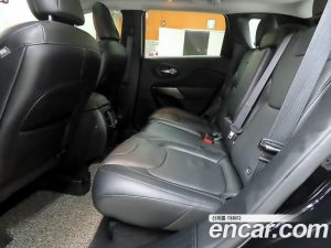 Jeep Cherokee 2.4 Limited 2WD 2020 года из Южной Кореи