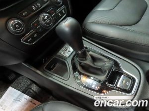 Jeep Cherokee 2.4 Limited 2WD 2020 года из Южной Кореи