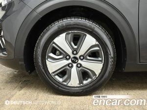 Kia Niro 1.6 HEV 2021 года из Южной Кореи