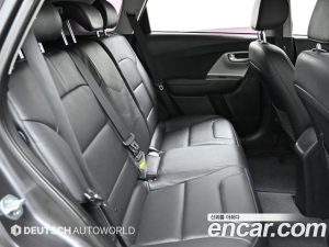 Kia Niro 1.6 HEV 2021 года из Южной Кореи