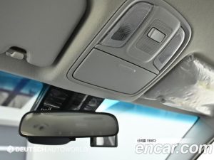 Kia Niro 1.6 HEV 2021 года из Южной Кореи