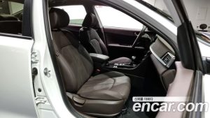 Kia K5 2.0 2020 года из Южной Кореи