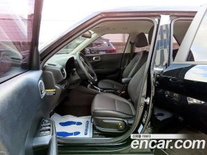 Hyundai Venue 1.6 Modern 2020 года из Южной Кореи