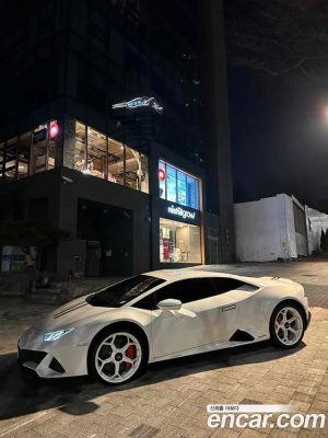 Lamborghini Huracan EVO 5.2 RWD 2020 года из Южной Кореи