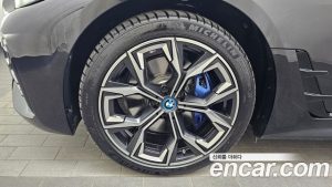 BMW i4 eDrive40 M Sport PRO 2024 года из Южной Кореи