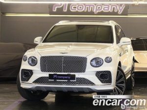 Bentley Bentayga 4.0 V8 Azure 2023 года из Южной Кореи